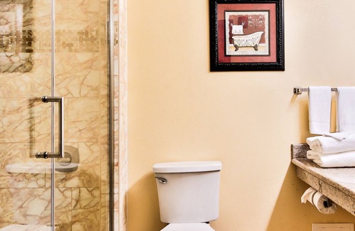 Butztown Hotel | The View Inn & Suites