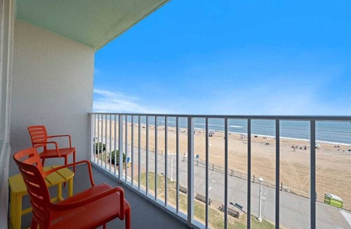 Northeast Virginia Beach Condo | The View Is Doing All the Work