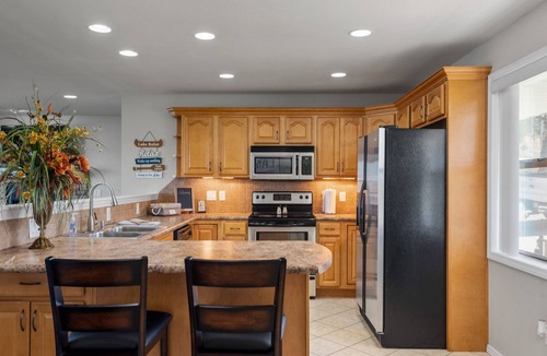 Lakeview House | The View on Bull Shoals Lake!