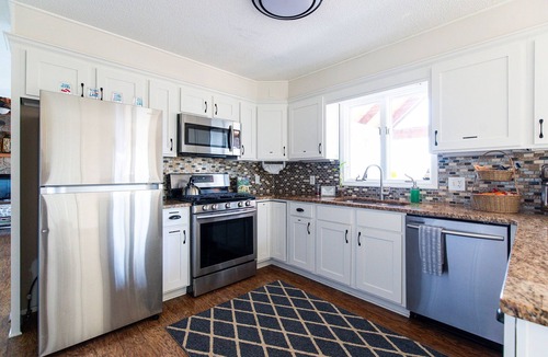 Gainesville Villa | The View on Lake Lanier lake view & dock.