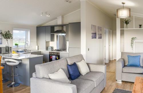 Fence House | The View - Uk36812