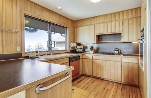 Cannon Beach House | The Viewpoint - Ocean Views!