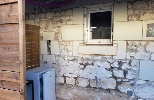 Restigne House | The Vignes Roses winery