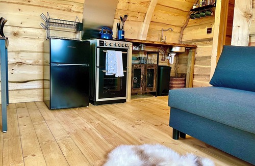 Bontnewydd Cabin | The Viking Lodge with Sauna