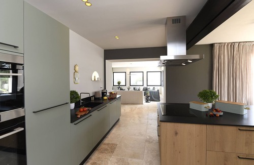 Villeneuve-les-Avignon Villa | The villas in Provence - Villa "360"