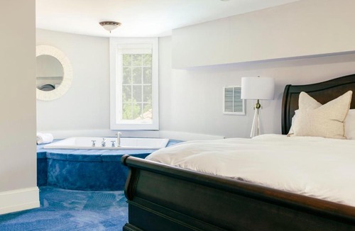 Westerly Bed & Breakfast | The Villa Bed and Breakfast