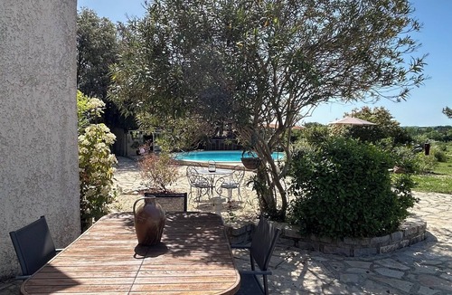 Bagard Villa | The Villa des OLiviers and its superb swimming pool