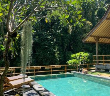 Kediri Hotel | The Villa Lululu