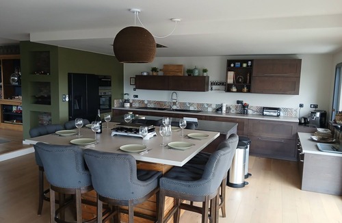 Pont-Audemer Villa | The villa on stilts