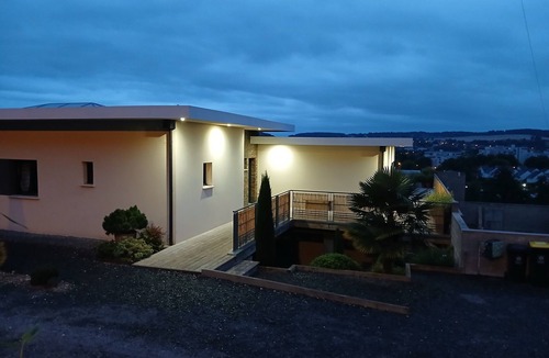 Pont-Audemer Villa | The villa on stilts