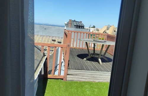 Blonville-sur-Mer Villa | The villa ontard