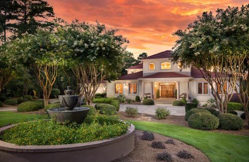 Greensboro House | The Villa