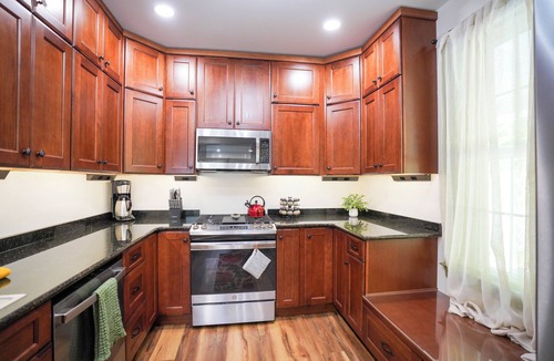 Brockton House | The Village at Houser's Crossing