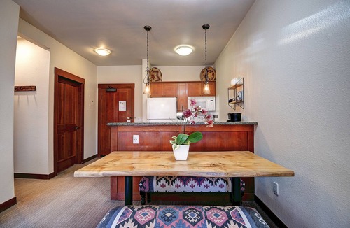 Olympic Valley Hotel | The Village at Palisades Tahoe