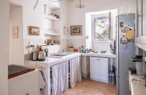 Meria House | The village candy