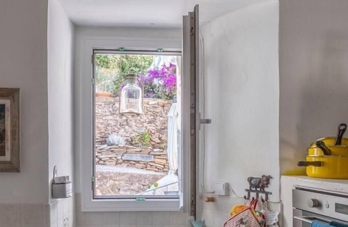 Meria House | The village candy