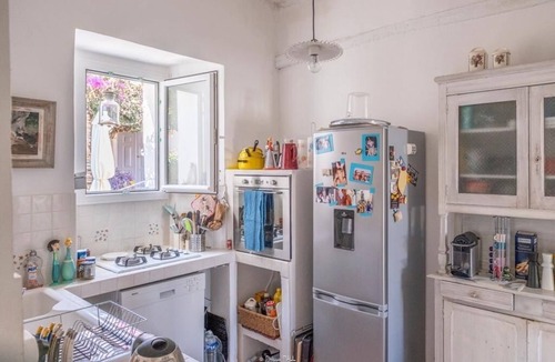 Meria House | The village candy