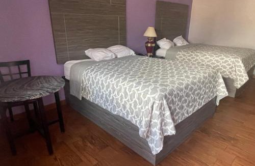 Denham Springs Hotel | The village inn