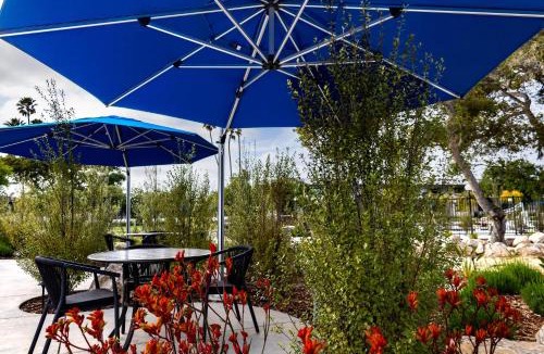 Vandenberg Village Hotel | The Village Inn
