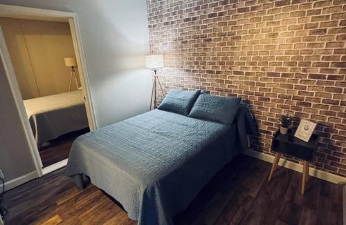 Sylvester Hotel | The Village Inn