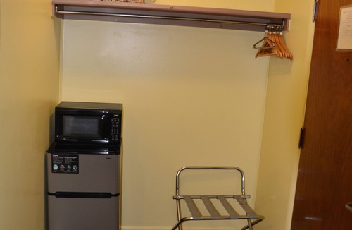 Richfield Springs Hotel | The Village Motel