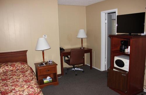 Eldora Hotel | The Village Motel