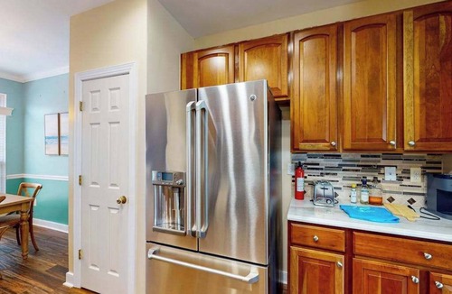 Villages of Five Points Condo | The Villages of Five Points condo w/community pools, tennis courts, shops