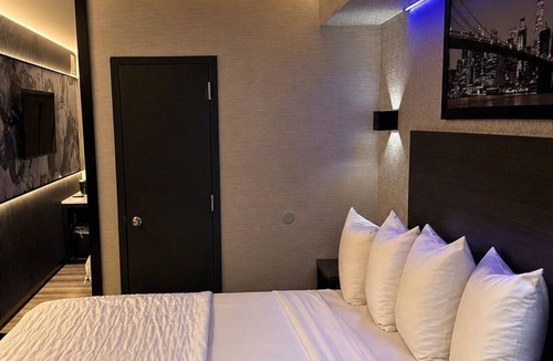 Williamsbridge Hotel | The Vine Hotel Bronx