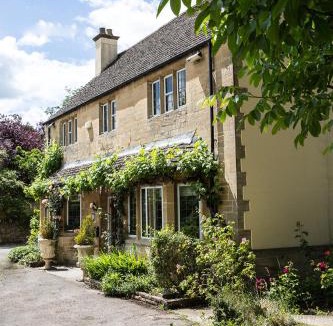 Black Bourton Hotel | The Vines Hotel
