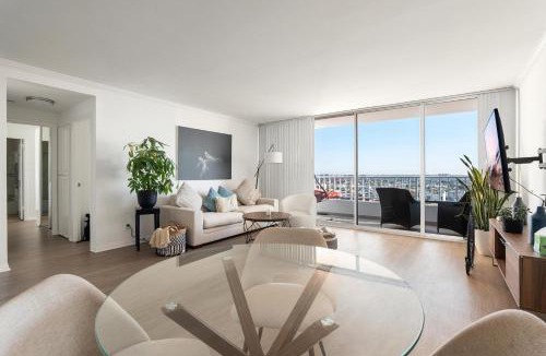 Ocean Park Apartment | The violet-Santa Monica highrise beach front&view