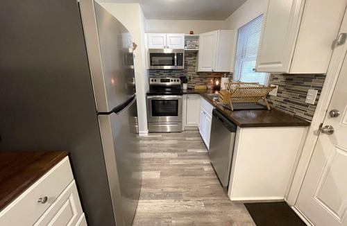 Center Point House | The Vista/Luxe Upscale Immaculate Spacious