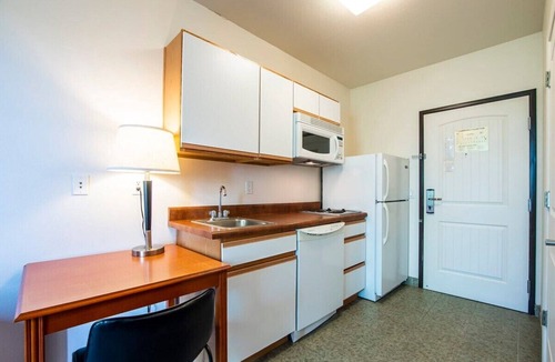 Sierra Vista Apartment | The Vistas 119 Modern studio with full kitchen 1st floor great location