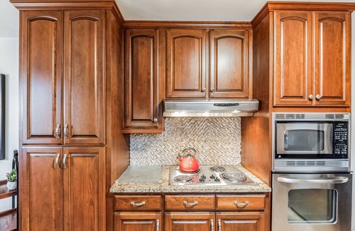 Nashville House | The Vivianne - LUX 4BR, 3Bath home, Pet friendly!