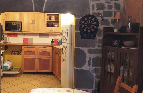 Aurieres House | The volcano house