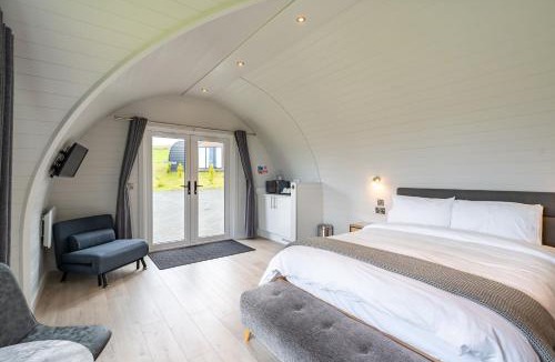 Bathgate Other | The Vu Snugs