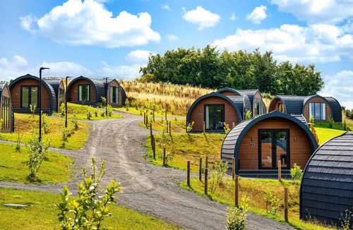 Bathgate Cabin | The Vu Snugs