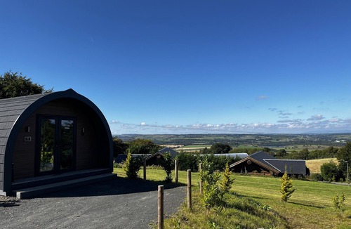 Bathgate Cabin | The Vu Snugs