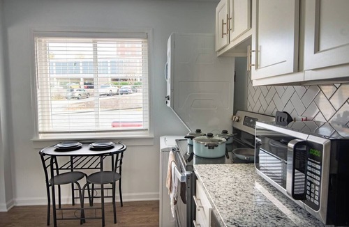 Five Points South Condo | The Vulcan Octoplex - 8 Private Units/WiFi/Parking