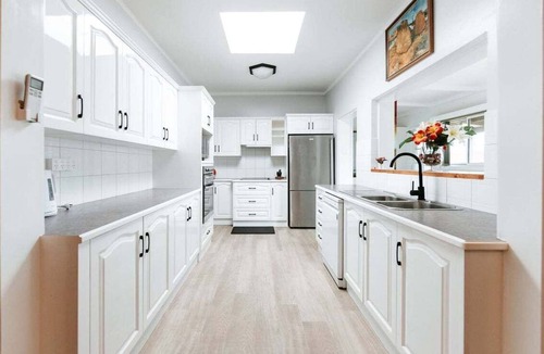 Nowra House | The Waratah Escape Nowra