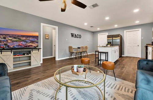 North Waco House | The Waco Charmer: Close to all the attractions!