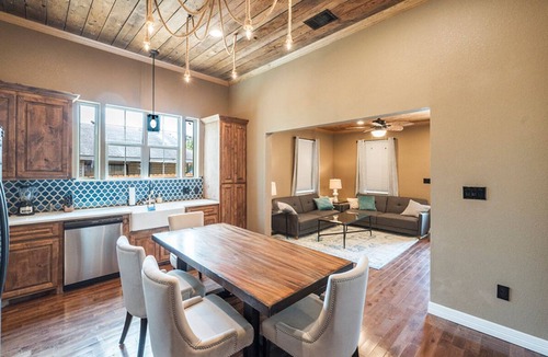 Waco House | The Waco Victorian: 5min to Silos/Downtown/Baylor