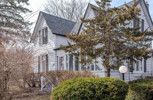 Wellington House | The Wagwell - Pet Friendly in Wellington