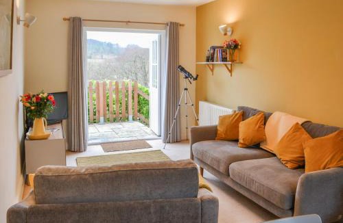 Falstone House | The Waiting Room