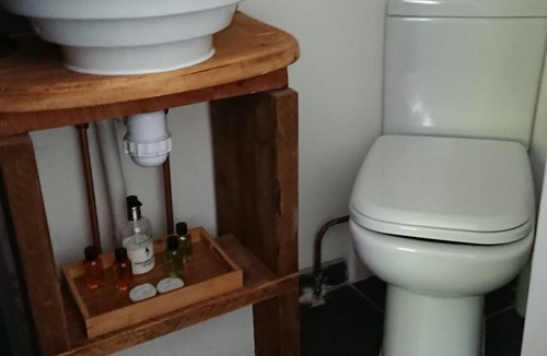 Walkhampton Bed & Breakfast | The Walkhampton Inn