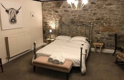 Walkhampton Bed & Breakfast | The Walkhampton Inn