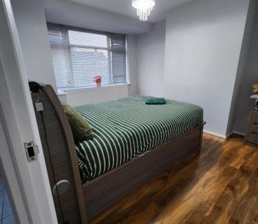 South Ockendon House | The Walnut