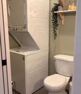 Kitchener Apartment | The Walnut on Victoria Park - 2 Bed 1 Bath