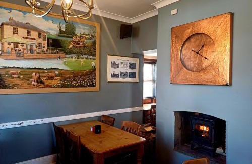 Worlington Hotel | the walnut tree