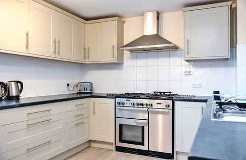 Craven Arms Cottage | The Walton