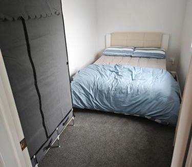 Henderson House | The Wanderer's Rest